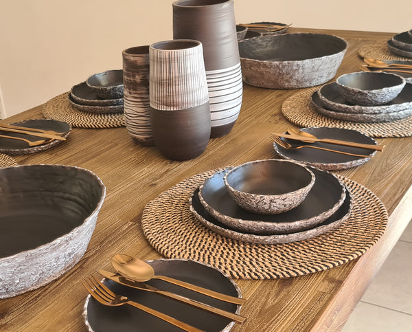 Caveware - Matte Black - 8 Pasta Plates